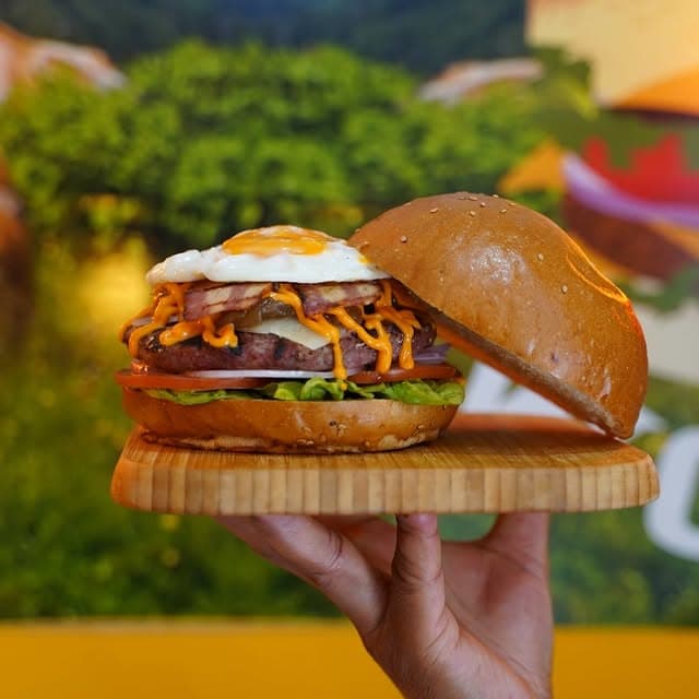 Burger World BCN - Sagrada Familia burger